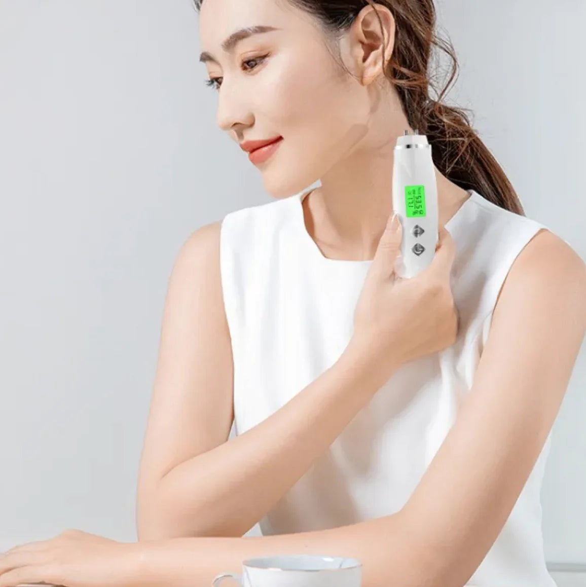 USB Rechargeable Hydration Reader